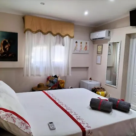 Il Giardino Delle Rose בית הארחה 3*